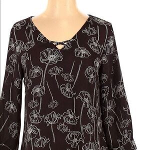 Maurice’s Gray Long Sleeve Popover Blouse